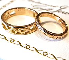 北海道滝川市二人で作る結婚指輪K18ピンクゴールド彫りと透かしのペア