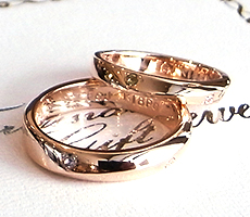 北海道滝川市二人で作る結婚指輪k18ピンクゴールドにペリドットとアクアマリン