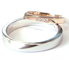 北海道滝川市自分たちで作る結婚指輪プラチナ900とK18ピンクゴールドにダイヤモンド3連