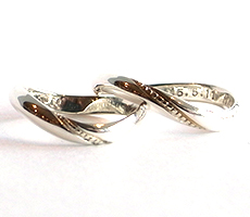 北海道滝川市二人で作る結婚指輪プラチナ900にミル打ちのペアマリッジリング