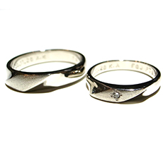北海道滝川市手作り結婚指輪プラチナ900にダイヤモンド